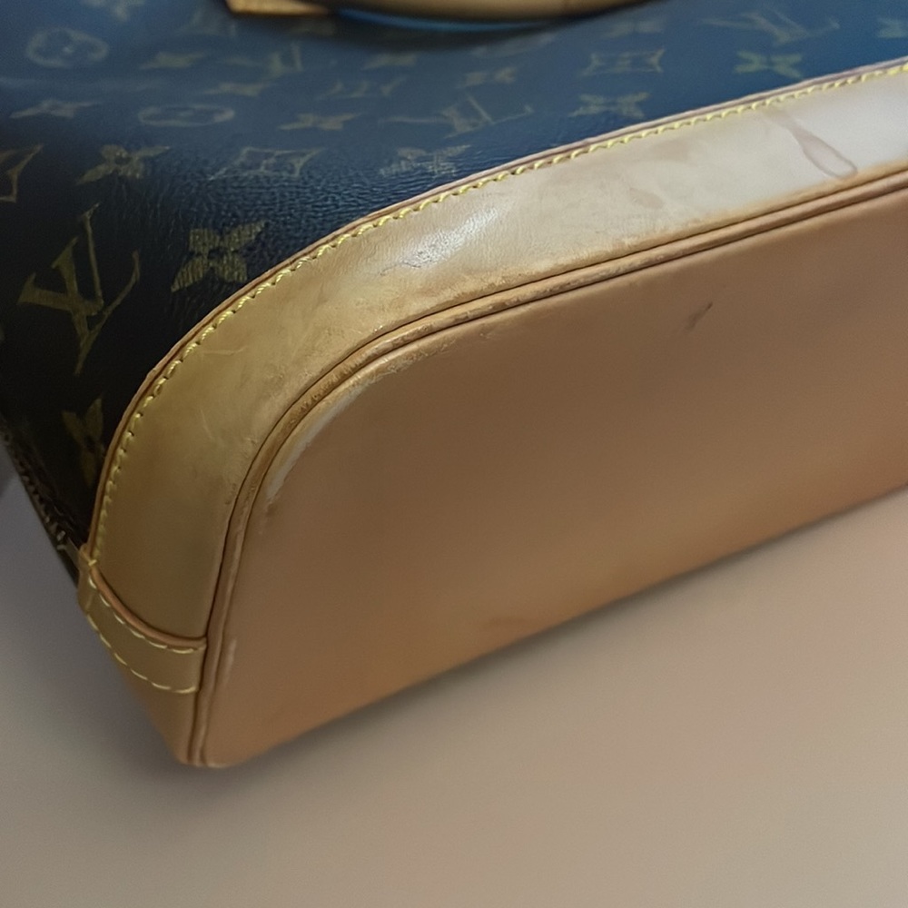 Sold❌Authentic Louis Vuitton Alma Monogram PM Size💖 - Picture 9 of 17